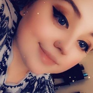 Meet your Posher, Alexandria